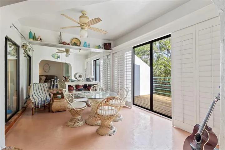 2294 Anchorage Ln B, Naples, Florida 34104