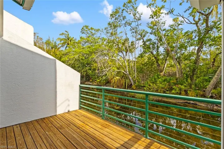 2294 Anchorage Ln B, Naples, Florida 34104