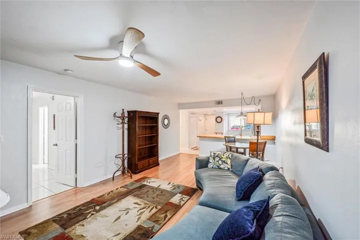 2395 Naples Trace Cir 4, Naples, Florida 34109