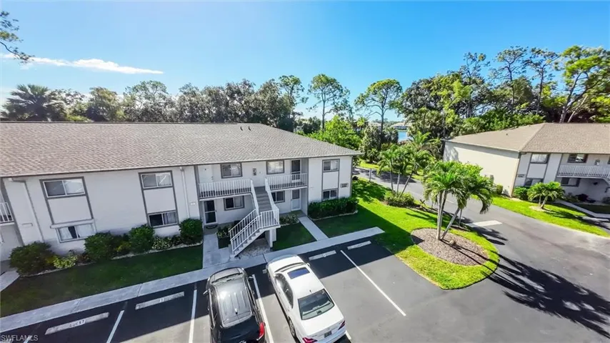 2395 Naples Trace Cir 4, Naples, Florida 34109