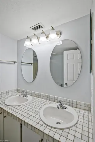 2395 Naples Trace Cir 4, Naples, Florida 34109