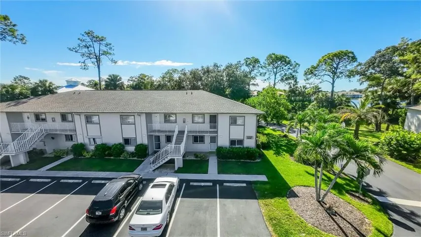 2395 Naples Trace Cir 4, Naples, Florida 34109