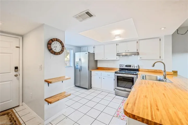 2395 Naples Trace Cir 4, Naples, Florida 34109