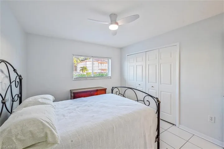 2395 Naples Trace Cir 4, Naples, Florida 34109