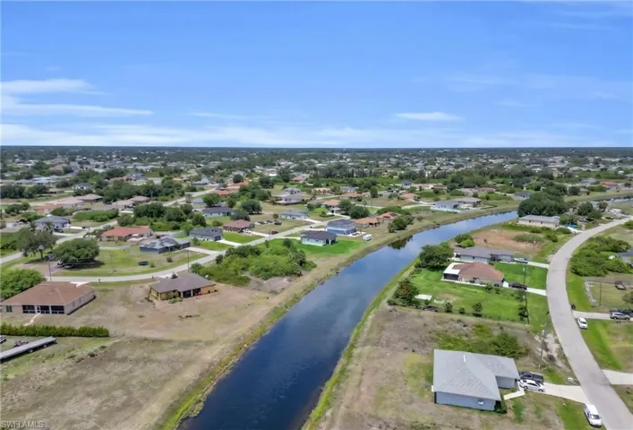 537  Paloma  AVE, Lehigh Acres, FL 33974