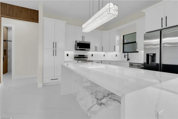 537 Paloma Ave, Lehigh Acres, Florida 33974