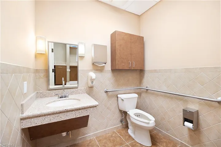 3021 Airport Rd N # 103, Naples, Florida 34105