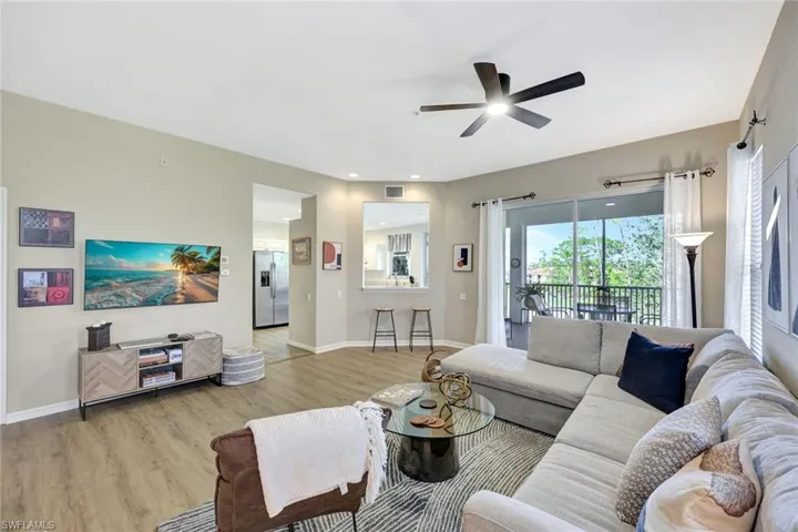 8217 Parkstone Pl # 308, Naples Fl 34120