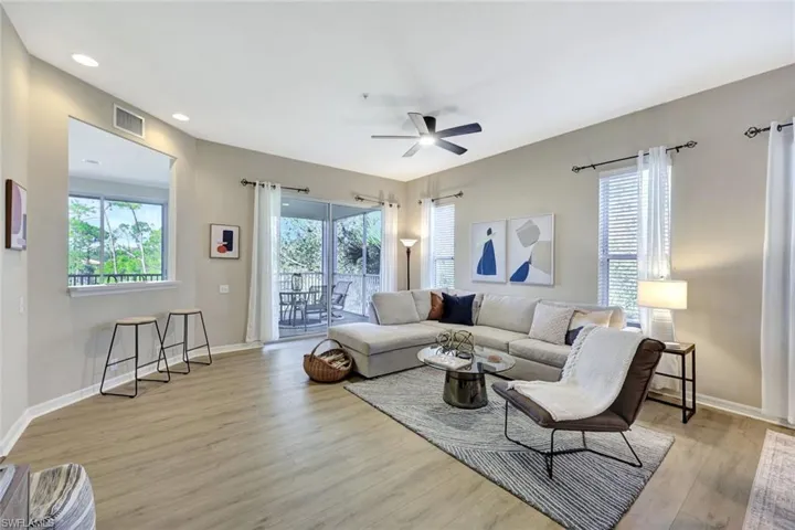 8217 Parkstone Pl # 308, Naples Fl 34120