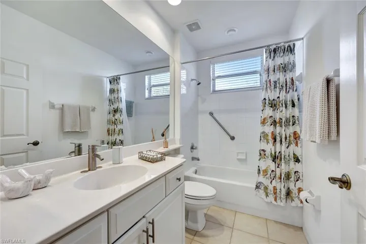 8217 Parkstone Pl # 308, Naples Fl 34120