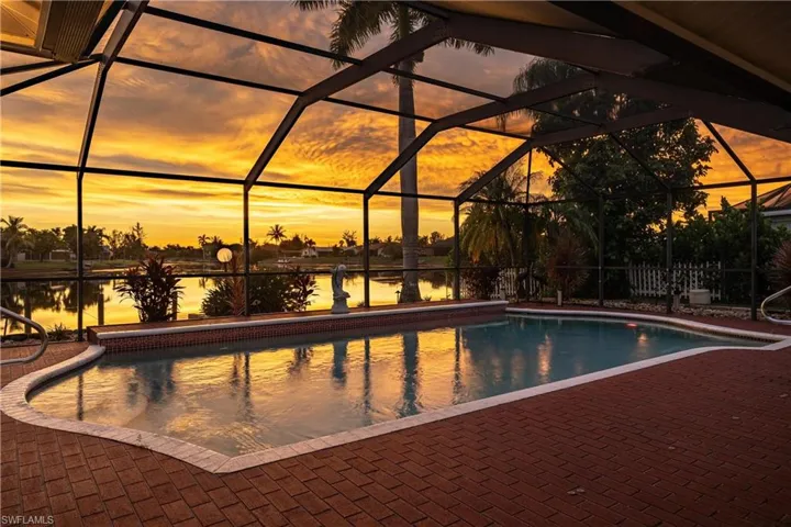 1636 SE 6th  AVE, Cape Coral, FL 33990