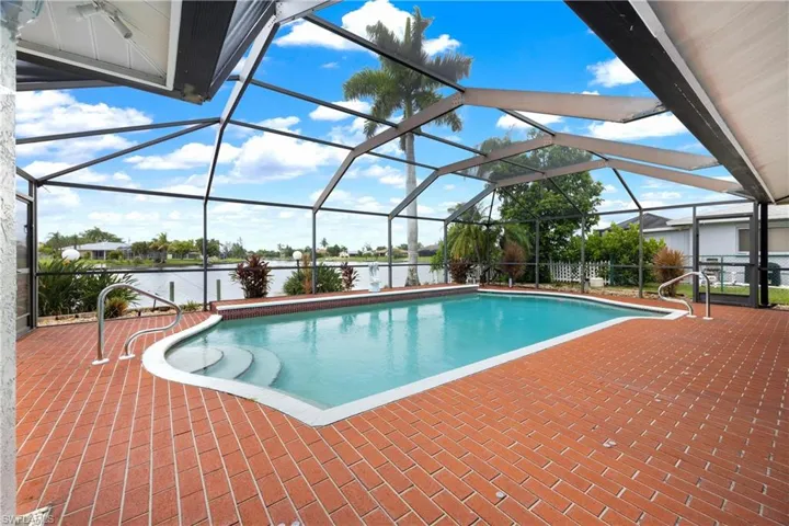 1636 SE 6th  AVE, Cape Coral, FL 33990