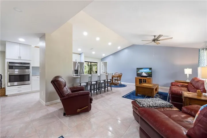 1636 SE 6th  AVE, Cape Coral, FL 33990