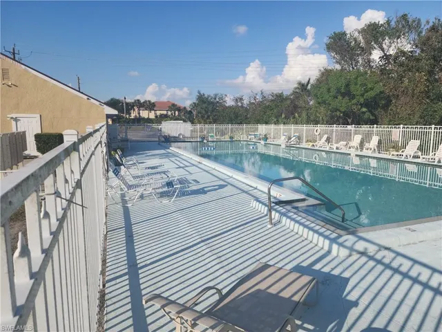 5858  Harbour Club  RD, Fort Myers, FL 33919