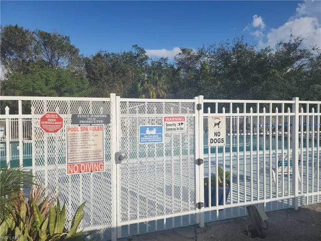 5858  Harbour Club  RD, Fort Myers, FL 33919