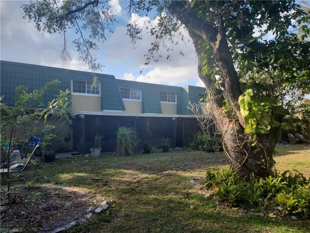 5858  Harbour Club  RD, Fort Myers, FL 33919