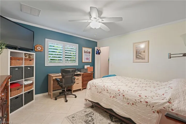 908 Vogiantzis Pkwy, Cape Coral, Florida 33909