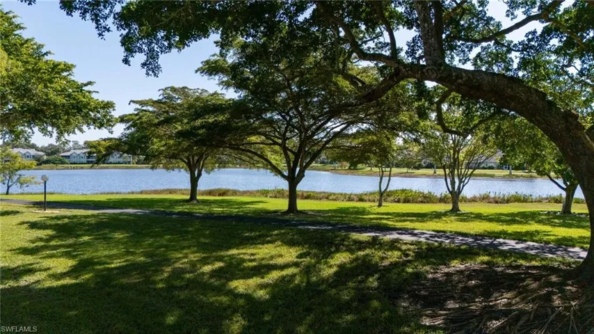 1802  Kings Lake  BLVD, Naples, FL 34112