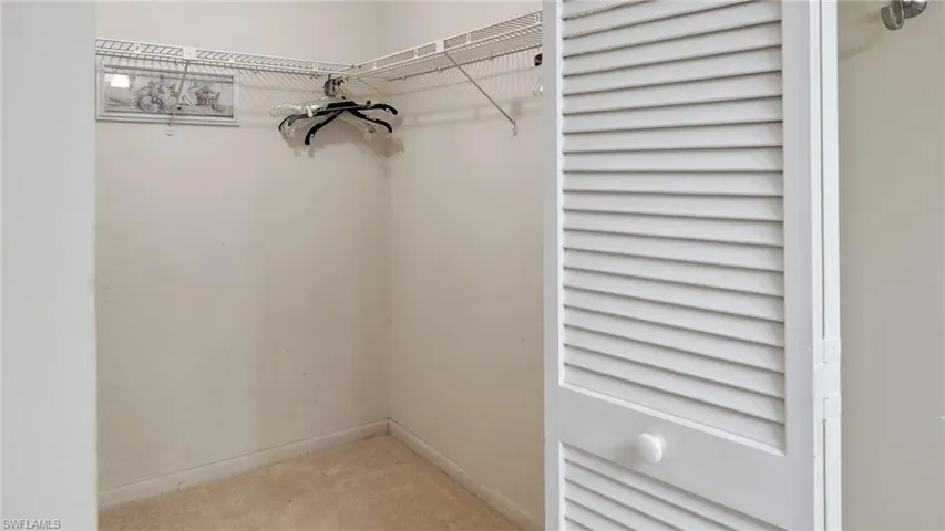 walk in closet