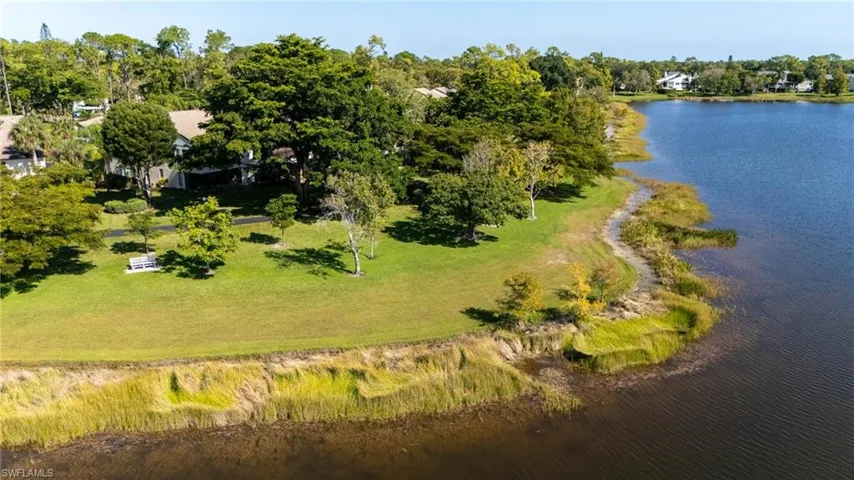 1802  Kings Lake  BLVD, Naples, FL 34112