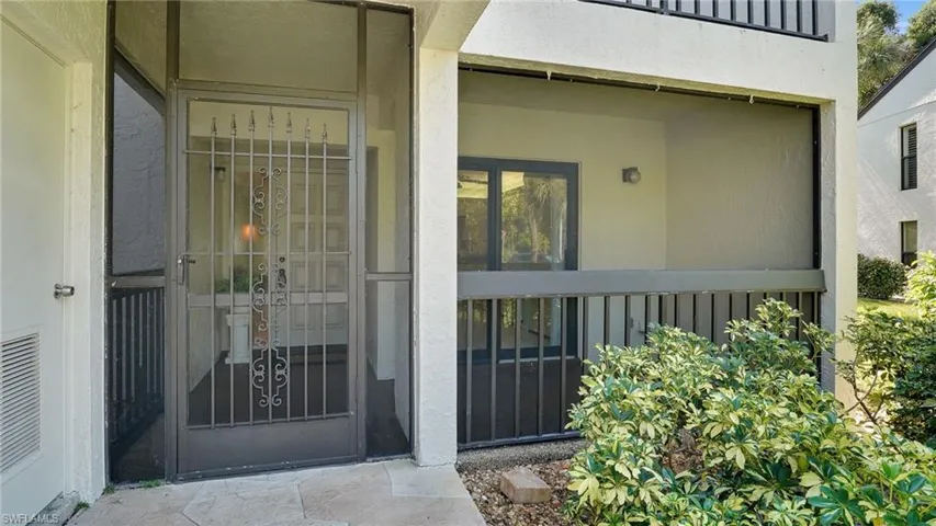 1802  Kings Lake  BLVD, Naples, FL 34112