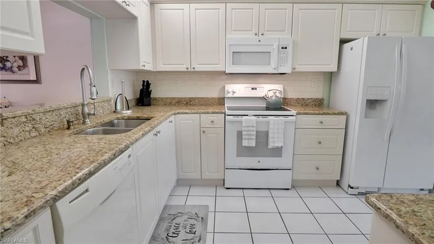 1802  Kings Lake  BLVD, Naples, FL 34112