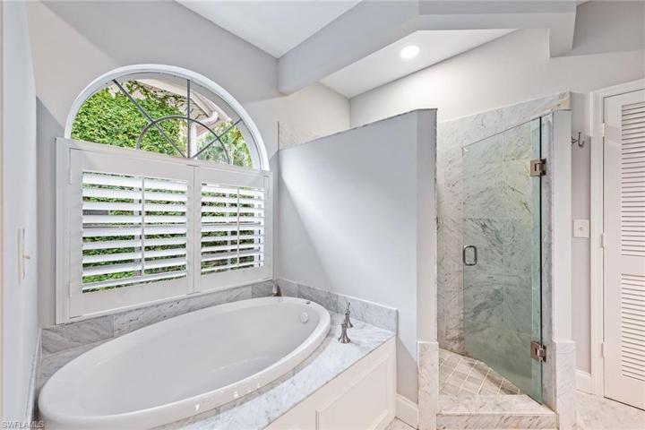 3736  Rachel  LN, Naples, FL 34103