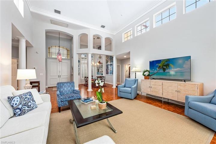 3736  Rachel  LN, Naples, FL 34103