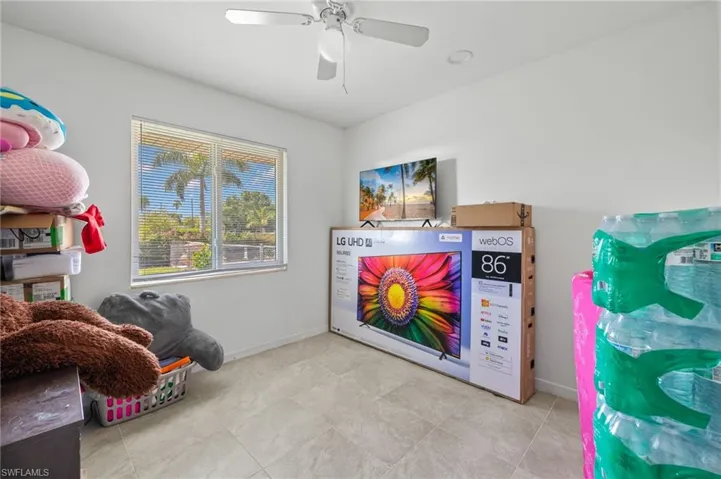 4320 Deleon St, Fort Myers Fl 33901