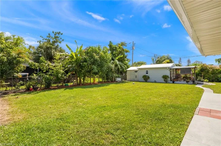 4320 Deleon St, Fort Myers Fl 33901