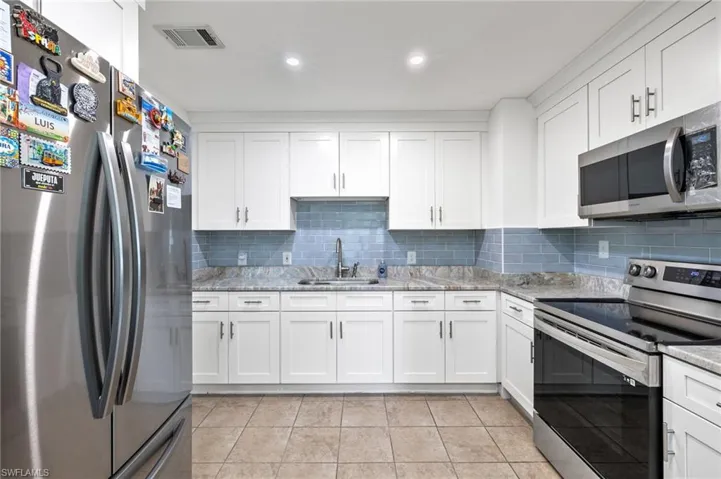 4320 Deleon St, Fort Myers Fl 33901