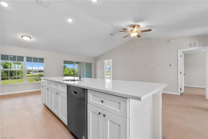 2715 Nw 7th St, Cape Coral Fl 33993