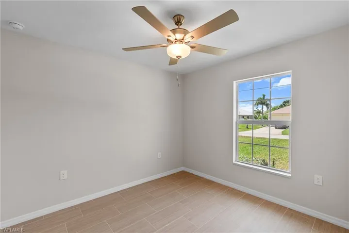 2715 Nw 7th St, Cape Coral Fl 33993