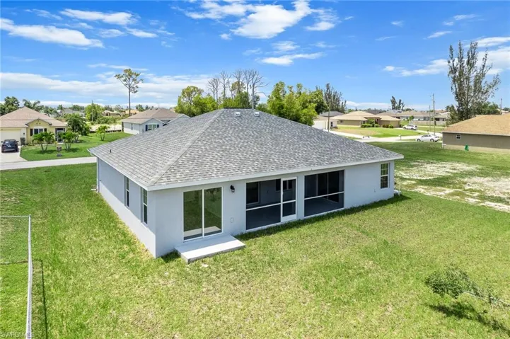 2715 Nw 7th St, Cape Coral Fl 33993