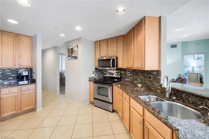25151 Sandpiper Greens Ct 102, Bonita Springs, Florida 34134