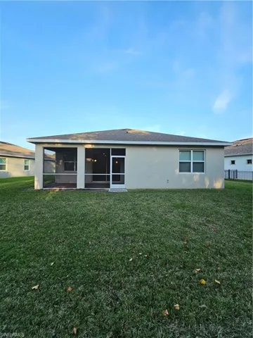 3141 Amadora Cir, Cape Coral, Florida 33909