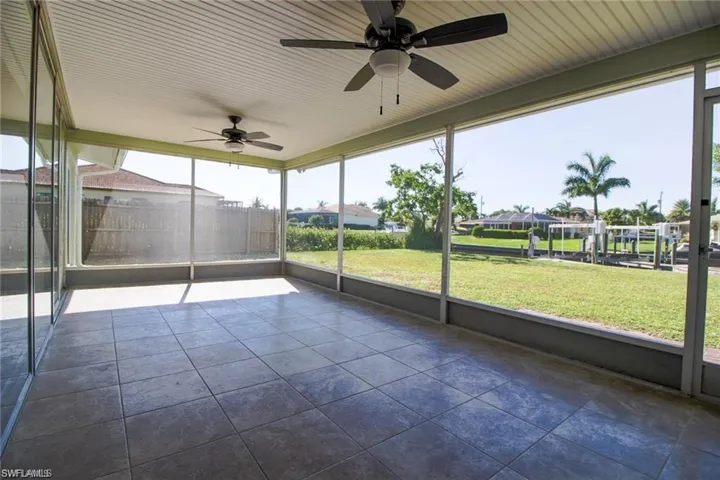 5302 Malibu Ct, Cape Coral, Florida 33904