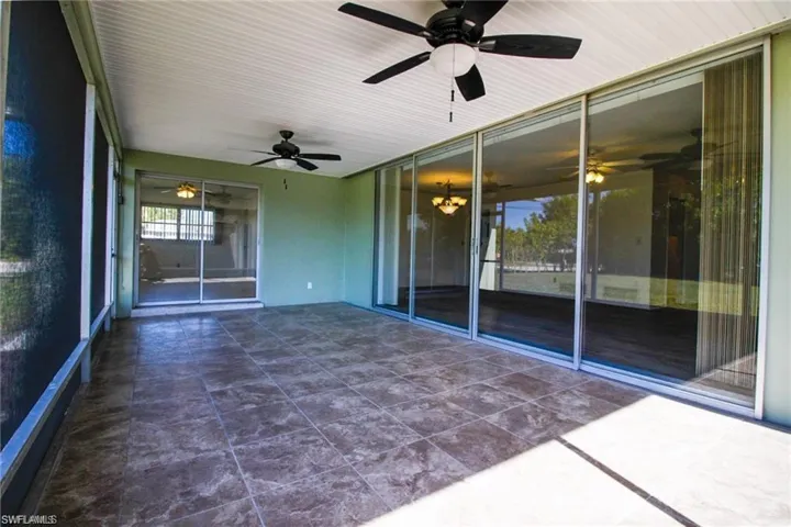 5302 Malibu Ct, Cape Coral, Florida 33904