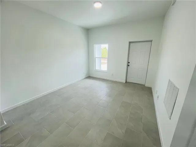 107 W 5th St, Lehigh Acres, Florida 33972