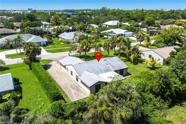 Aerial view of property and surrounding area