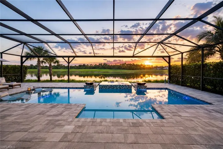 9577 Everglades Dr, Naples, Florida 34120