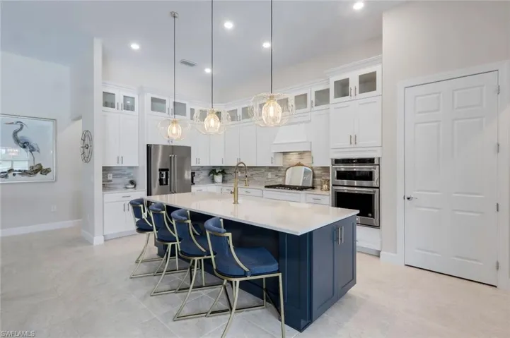 9577 Everglades Dr, Naples, Florida 34120
