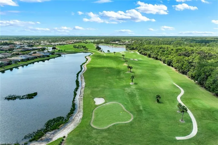 9577 Everglades Dr, Naples, Florida 34120