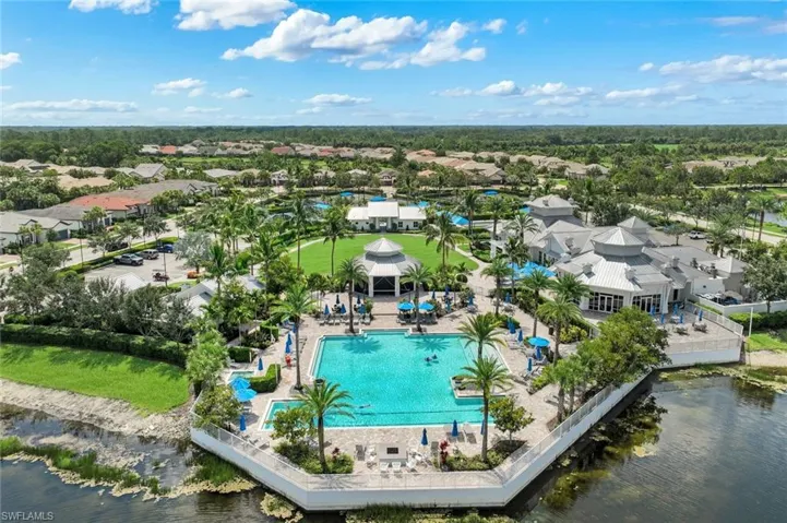9577 Everglades Dr, Naples, Florida 34120