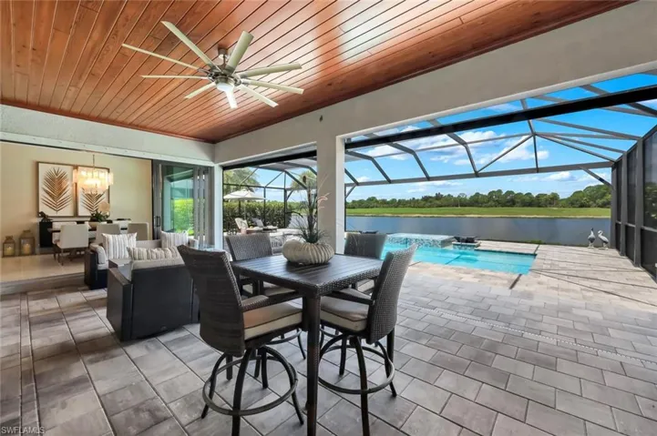 9577 Everglades Dr, Naples, Florida 34120
