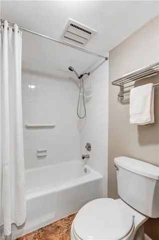 4126 Belair Ln B-10, Naples, Florida 34103