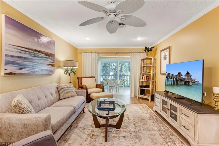 4126 Belair Ln B-10, Naples, Florida 34103