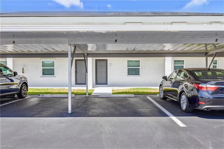 4126 Belair Ln B-10, Naples, Florida 34103