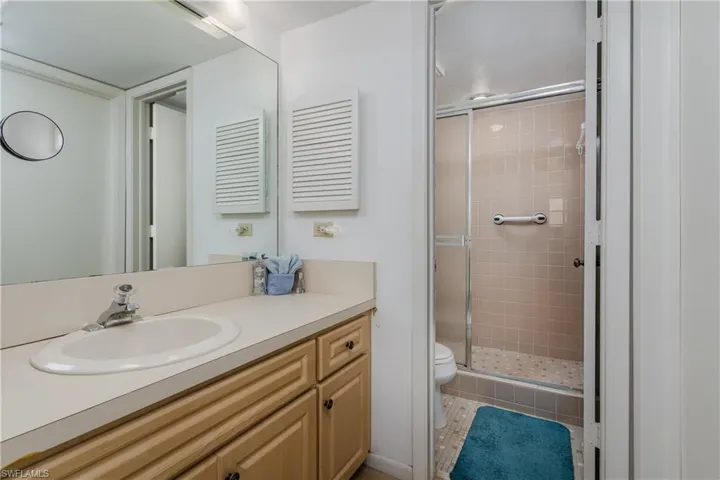 Main bathroom