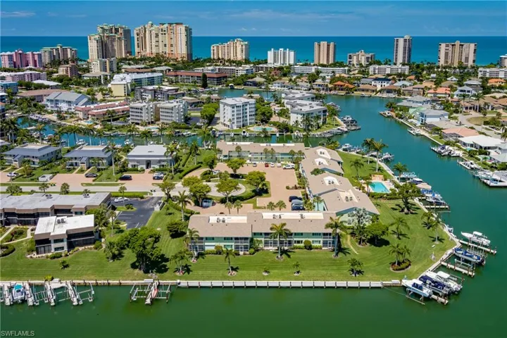 Close to the beach & Gulf of Mexico